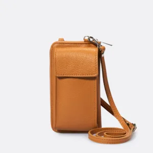 メイヴィス・クオイオ