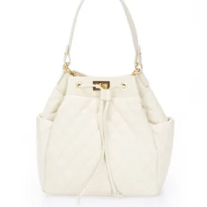 エディナ・ベージュ