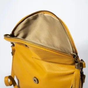 6967 YELLOW 4 f3d404aa 0850 447c 99df c73b93e6e1e7