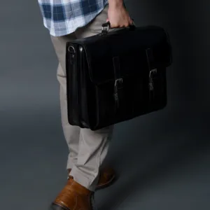 03 fb80f821 f52b 46b0 96aa b79f8d8ccba7 525x700