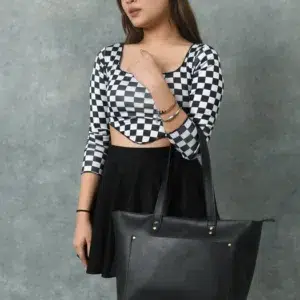 129 06cb5d11 4365 47d9 8954 ba183286e5a4 525x700