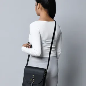 12 a6f2b92b 28e4 4150 84e3 17a61bc8abf2 525x700