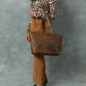 134 366075ce 6431 47b7 aded d1319efbf4c2 525x700