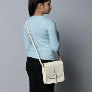 19 7fb1f7fd 35d3 498b a97c 4f802c57622e 525x700