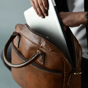 25 d2858892 6054 48a1 9b93 ce865b76a066 525x700