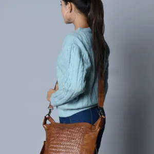 34 67510967 c9b7 4425 8069 027715b73d9c 525x700