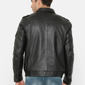 4 5e745308 8430 4260 8850 6166e1ba6031 525x700