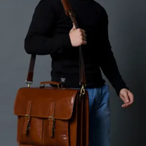 70 14fff5f8 97da 43b5 8e68 f5f6671770f4 525x700