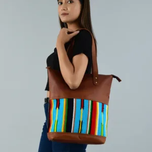 70 1ee2ae81 0c82 43cf 828b 7d2af0c89b70 525x700