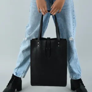 75 7422c4bf 8ea3 4ecf 993c 6302e33fd636 620x700