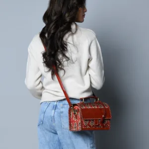 77 e8d98119 e197 4b54 ad08 209befd5c7ac 525x700 1