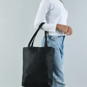 78 8757439c 0d02 4141 ae10 3828045a802c 525x700