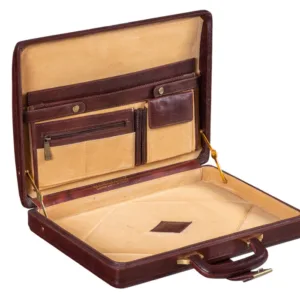 8042567A 5156 48C6 8E8F 229D81281021 1051x700