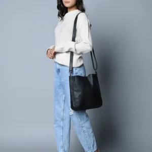 85 fb768fda e9f6 4f12 b131 4cf66e74f21d 525x700