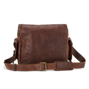 Leathercamerabag 1 700x700