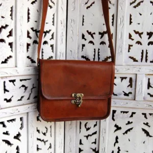 Small leather crossbody bag 4 717x700